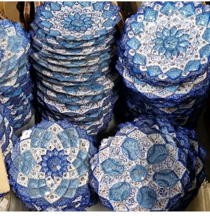 بشقاب میناکاری باجعبه
