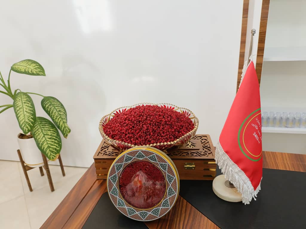 فروش صادراتی پسته،زعفران،کشمش،عناب