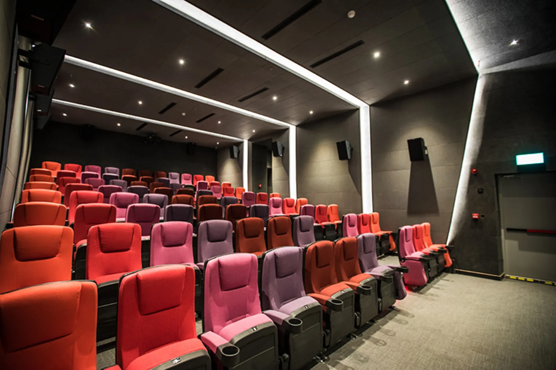 سینماچوب تولید کننده صندلی سینما