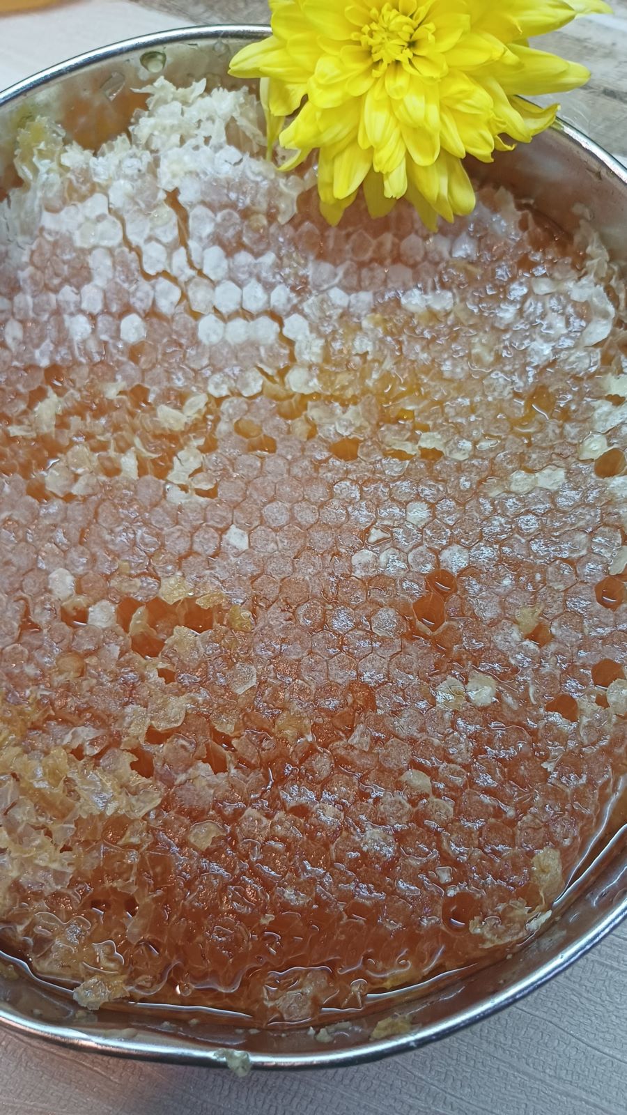 عسل و پسته سرحد