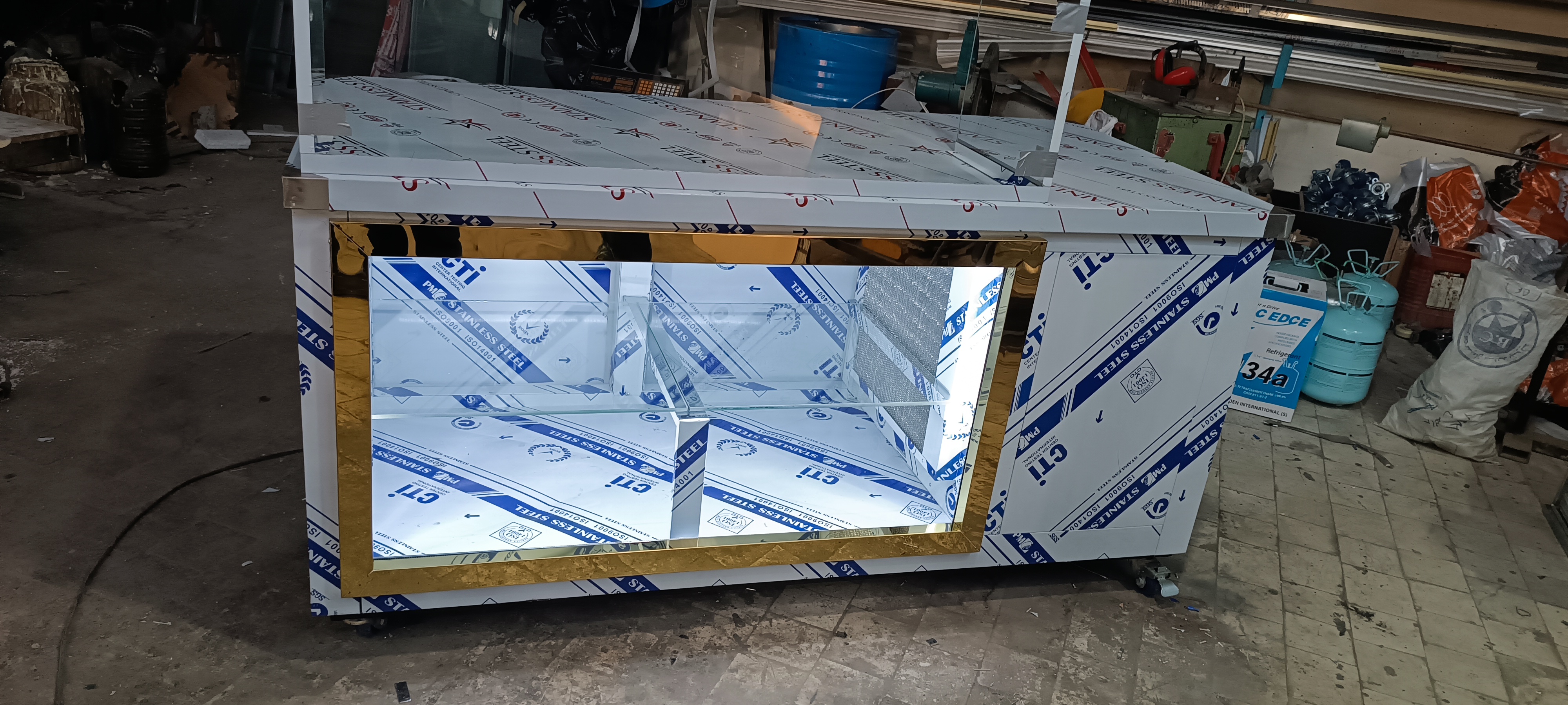 یخچال صنعتی