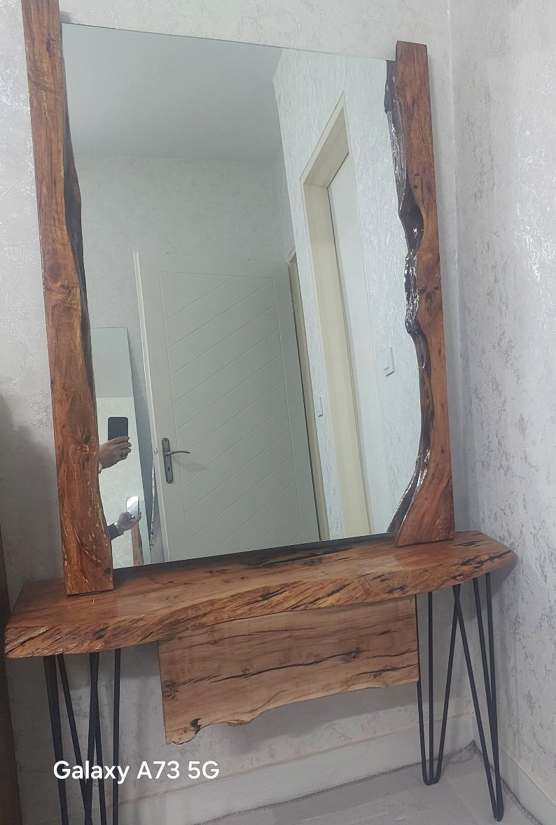 فروش دربهای لوکس چوبی و مصنوعات چوبی