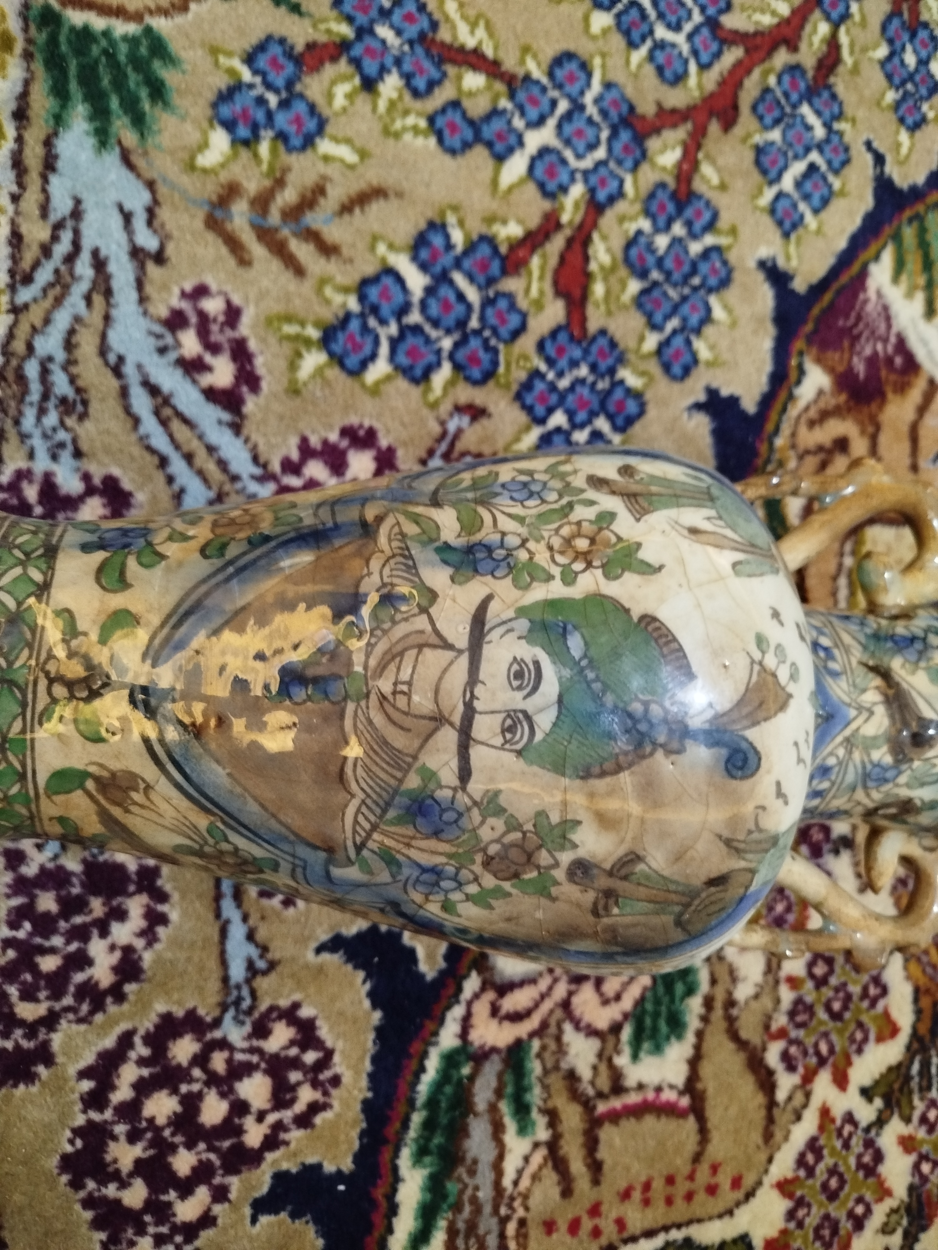 فروش گلدان آنتیک با قدمت 500سال