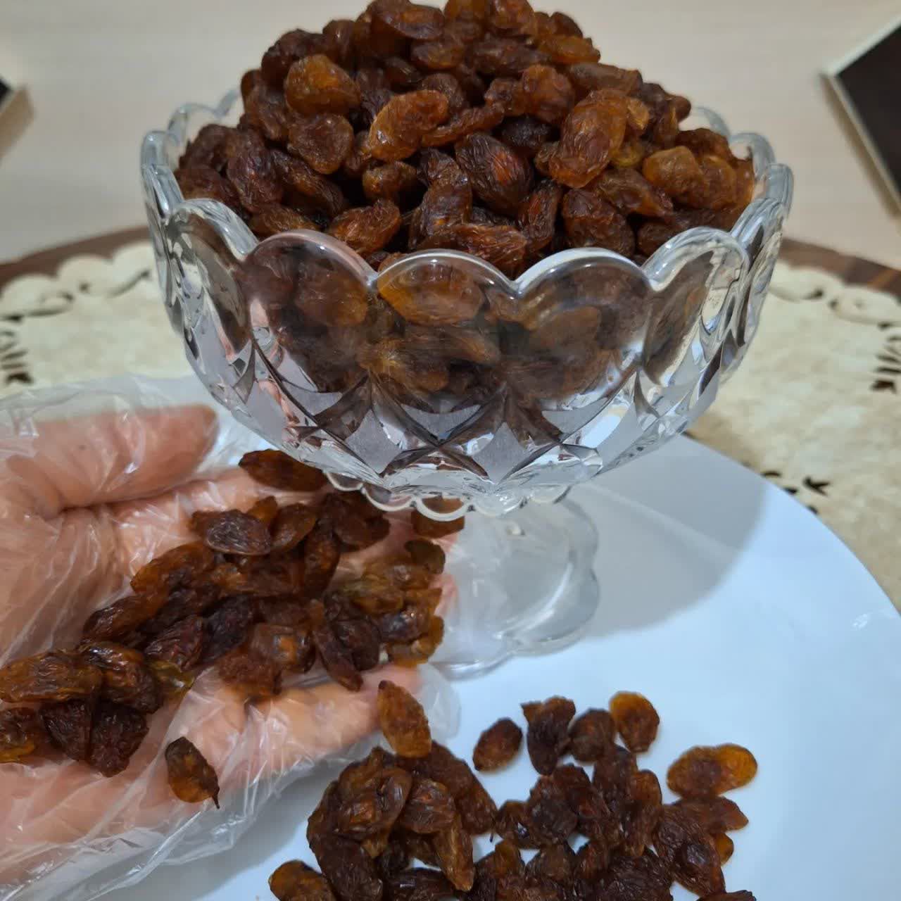   کشمش سبز قلمی وآفتابی