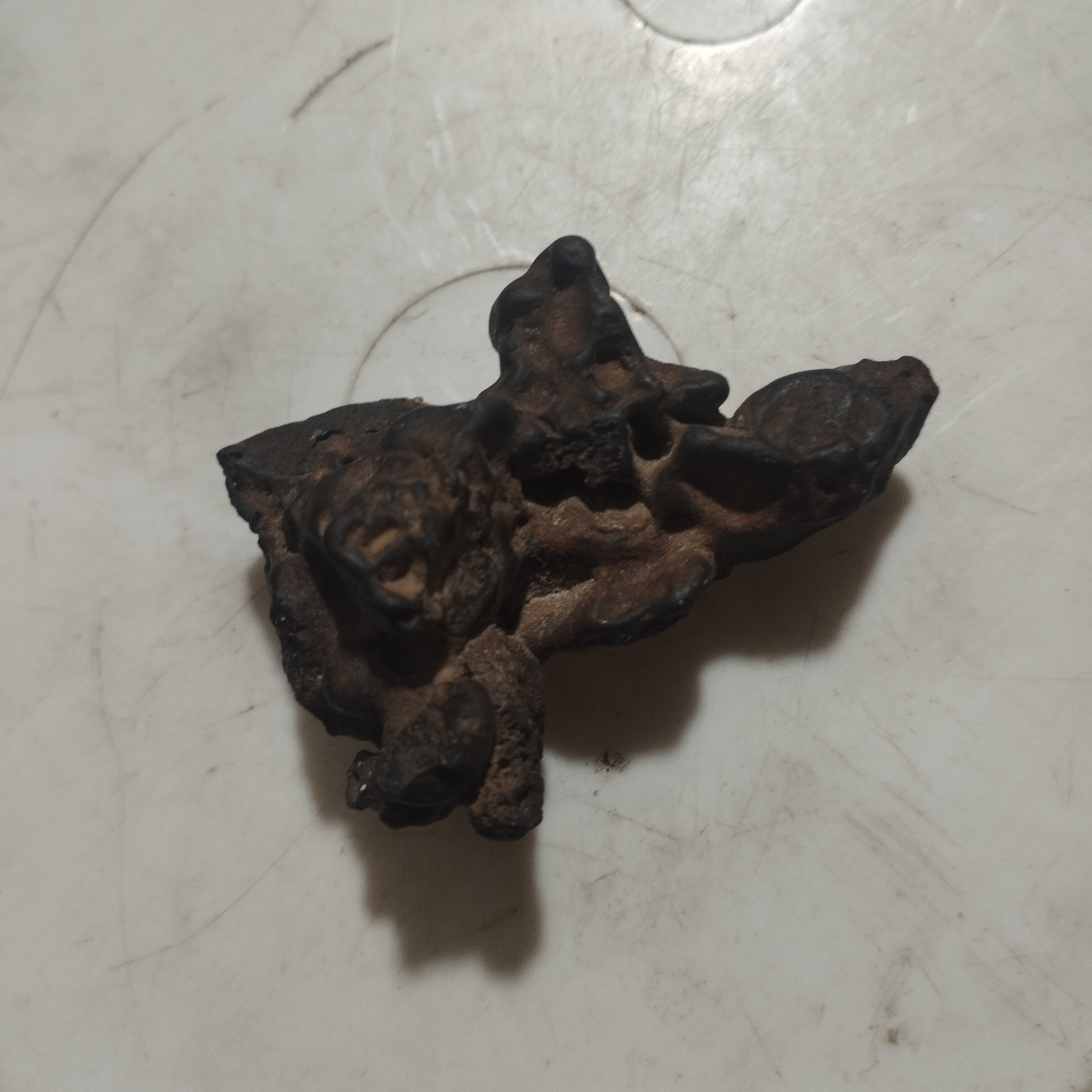 سنگ زینتی (کربنادو)یا الماس سیاه