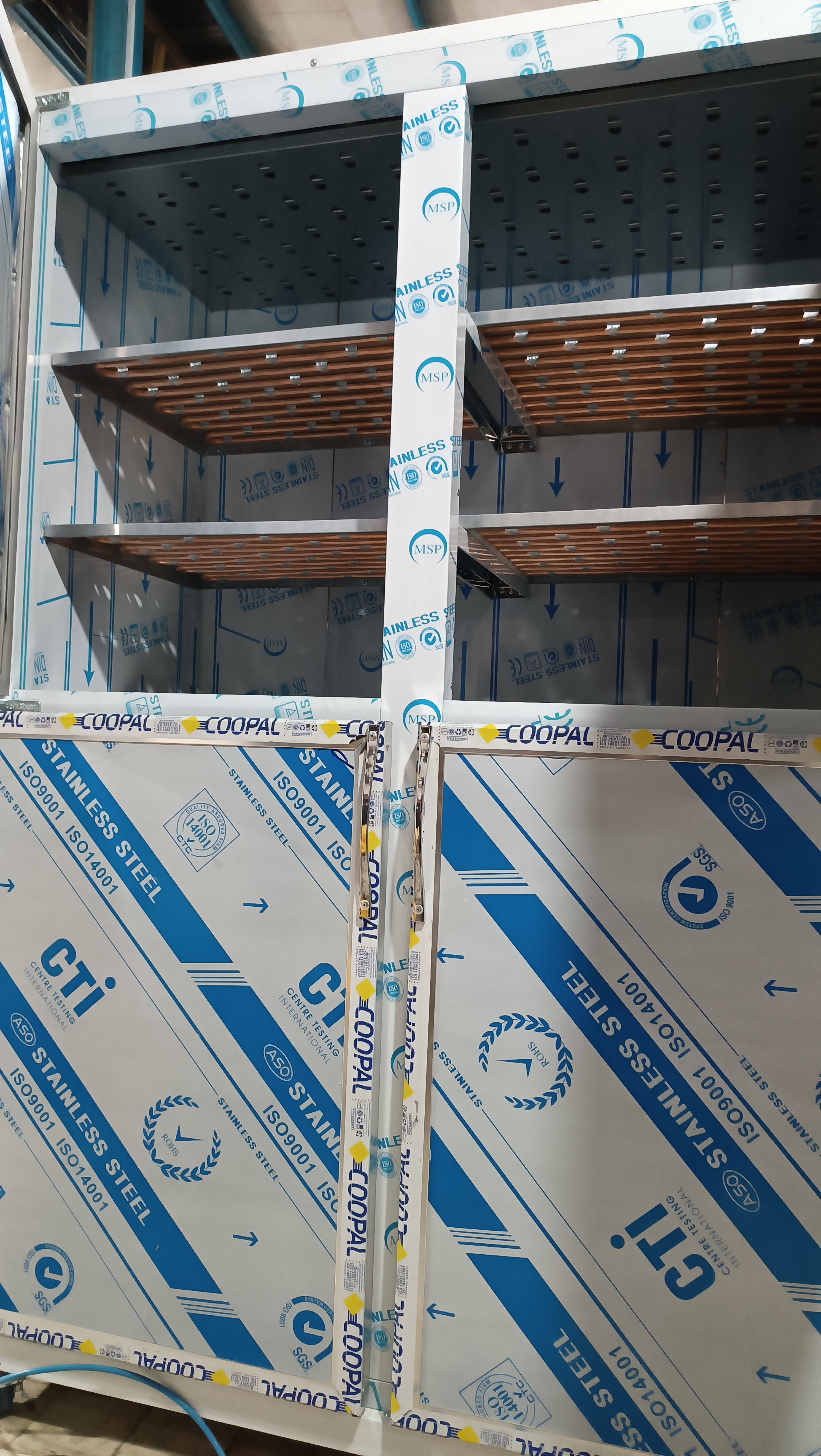 یخچال صنعتی