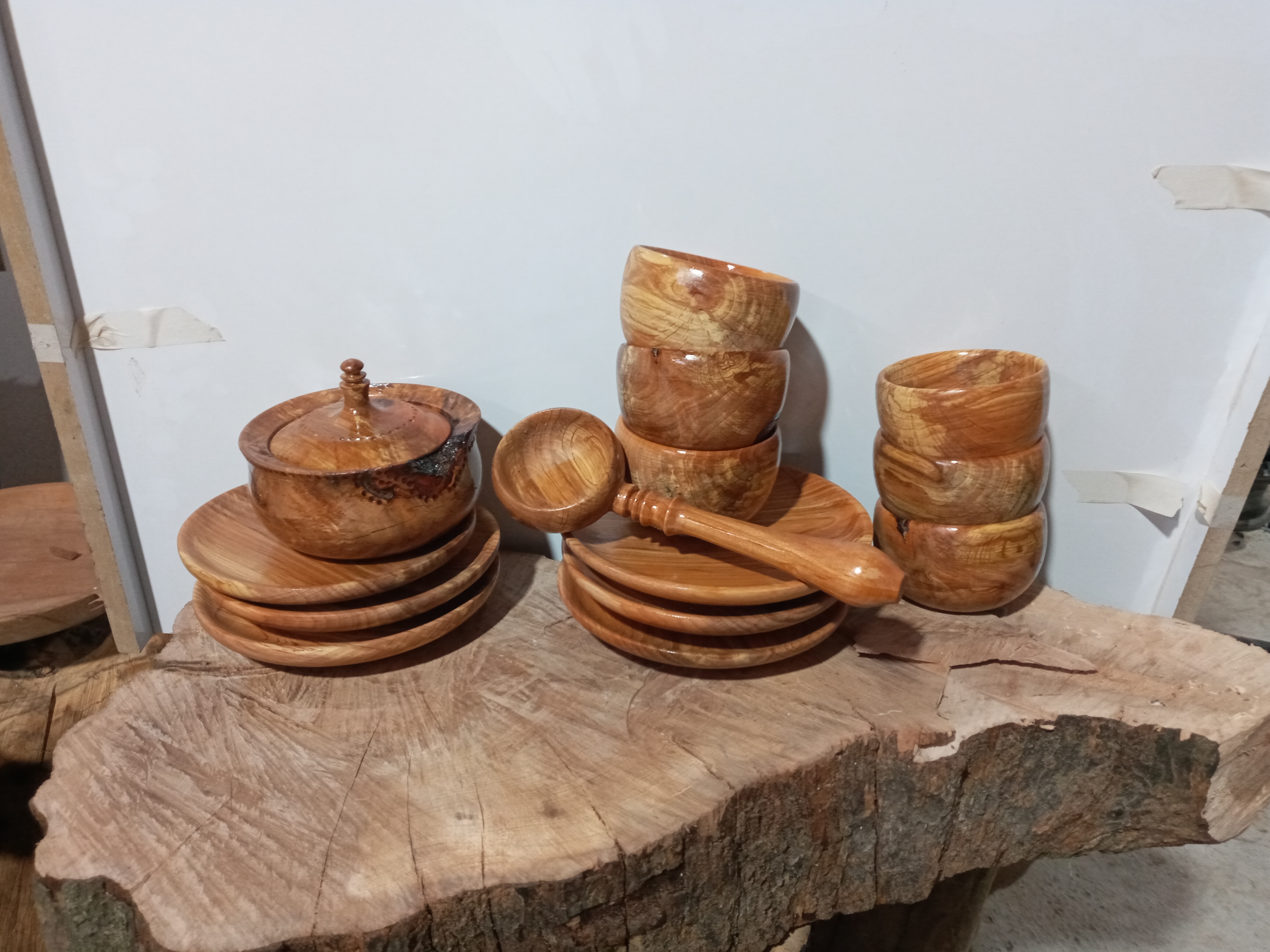 سرویس پذیرایی چوبی