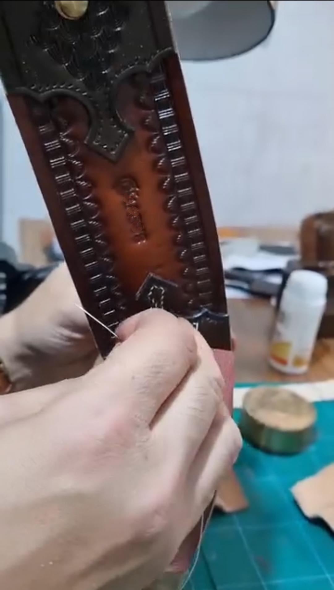 غلاف چاقو چرم طبیعی 