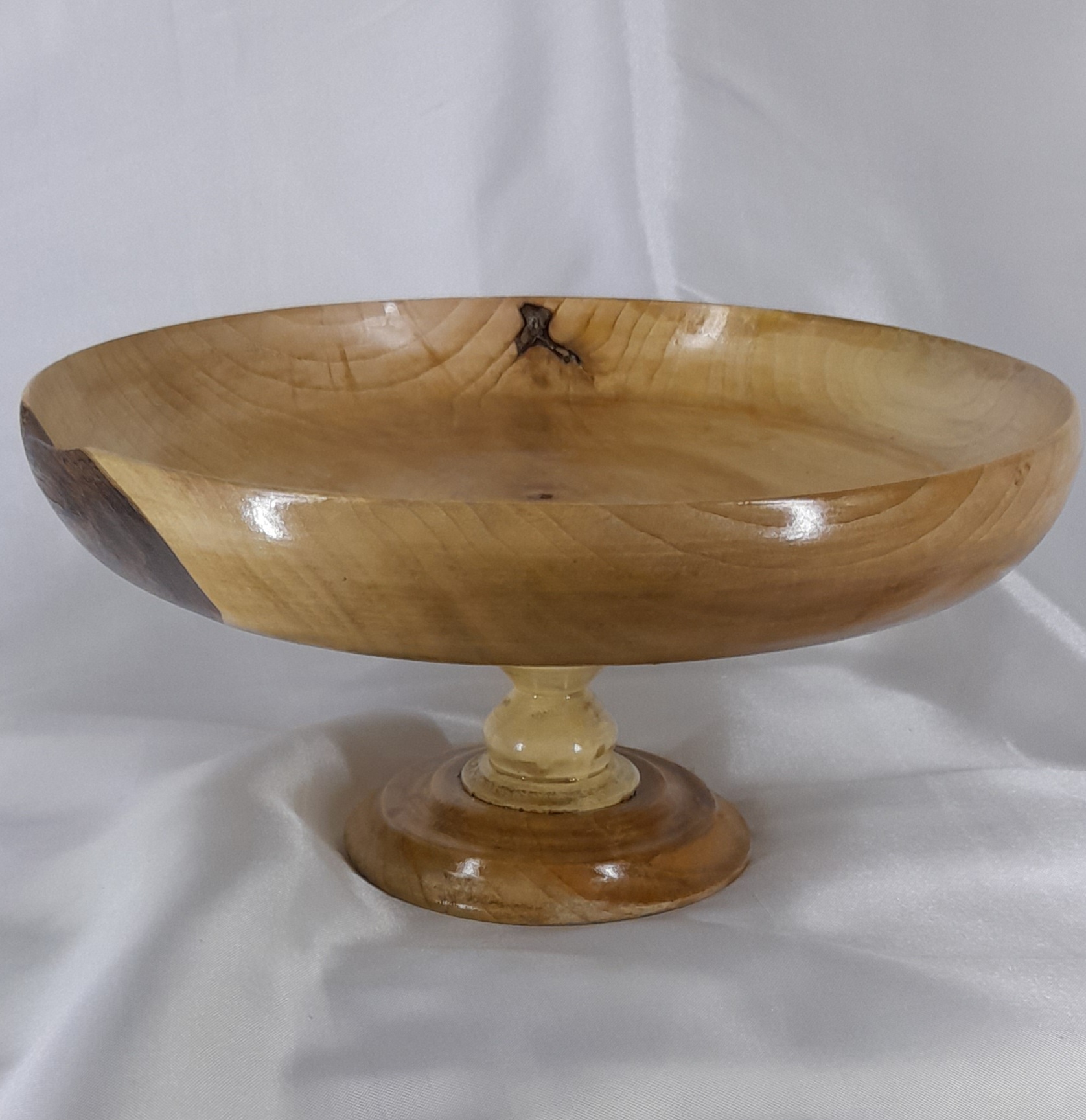 میوه خوری چوبی