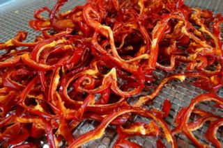 سیفیجات خشک و زعفران عیار بالا