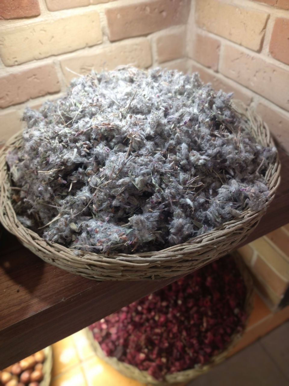 ارائه انواع محصولات گیاهی 