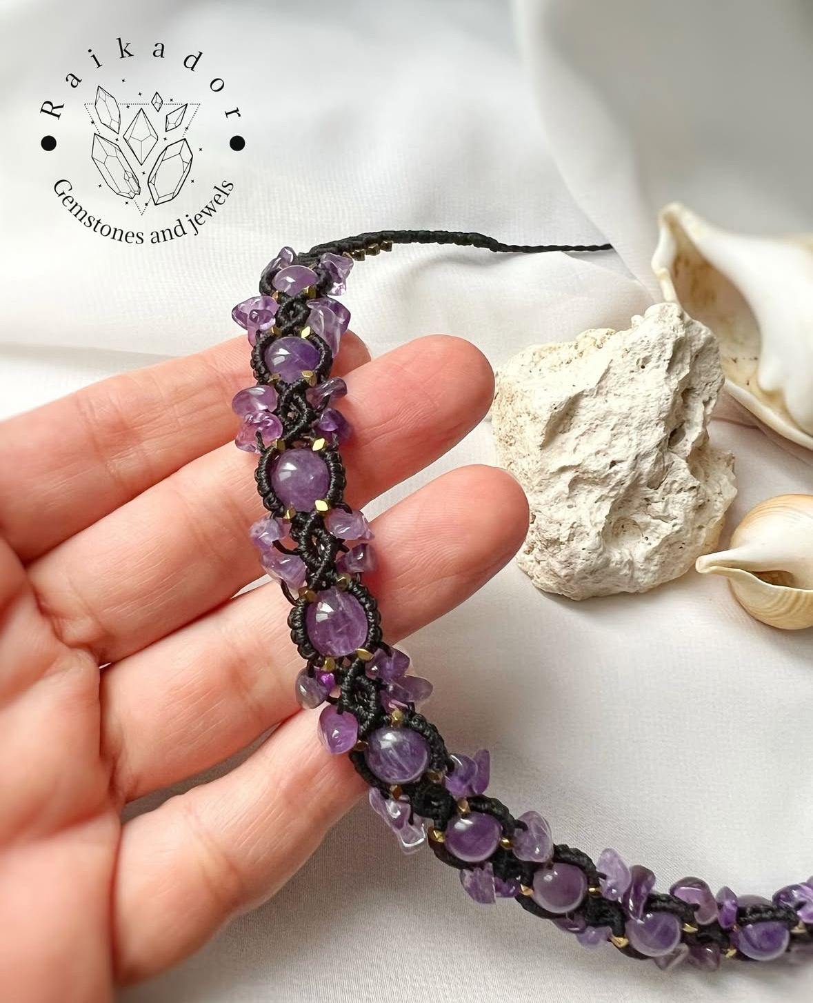 گردنبند سنگی دست ساز