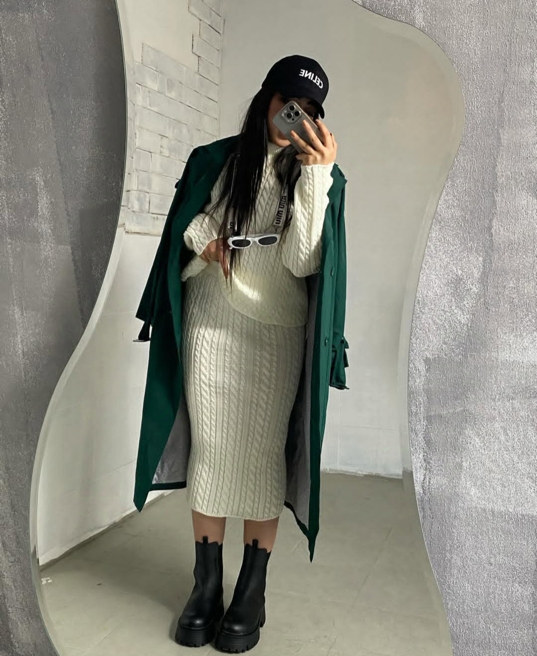 فروش عمده انواع پوشاک زنانه 