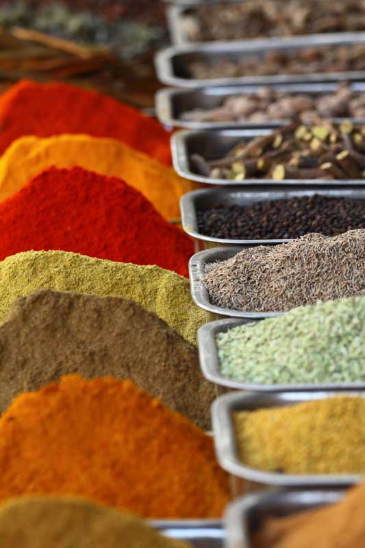 کلیه ادویه و گیاهان دارویی