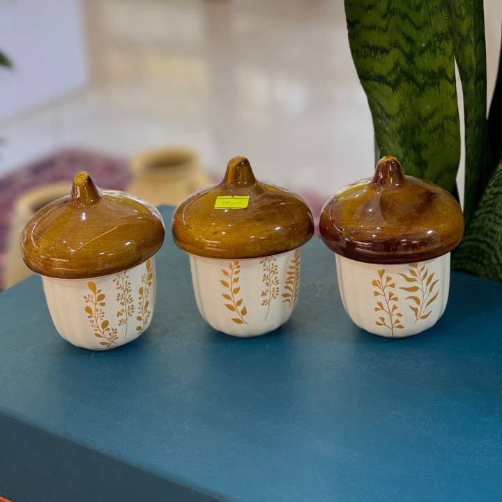 ظروف دستساز سرامیکی 