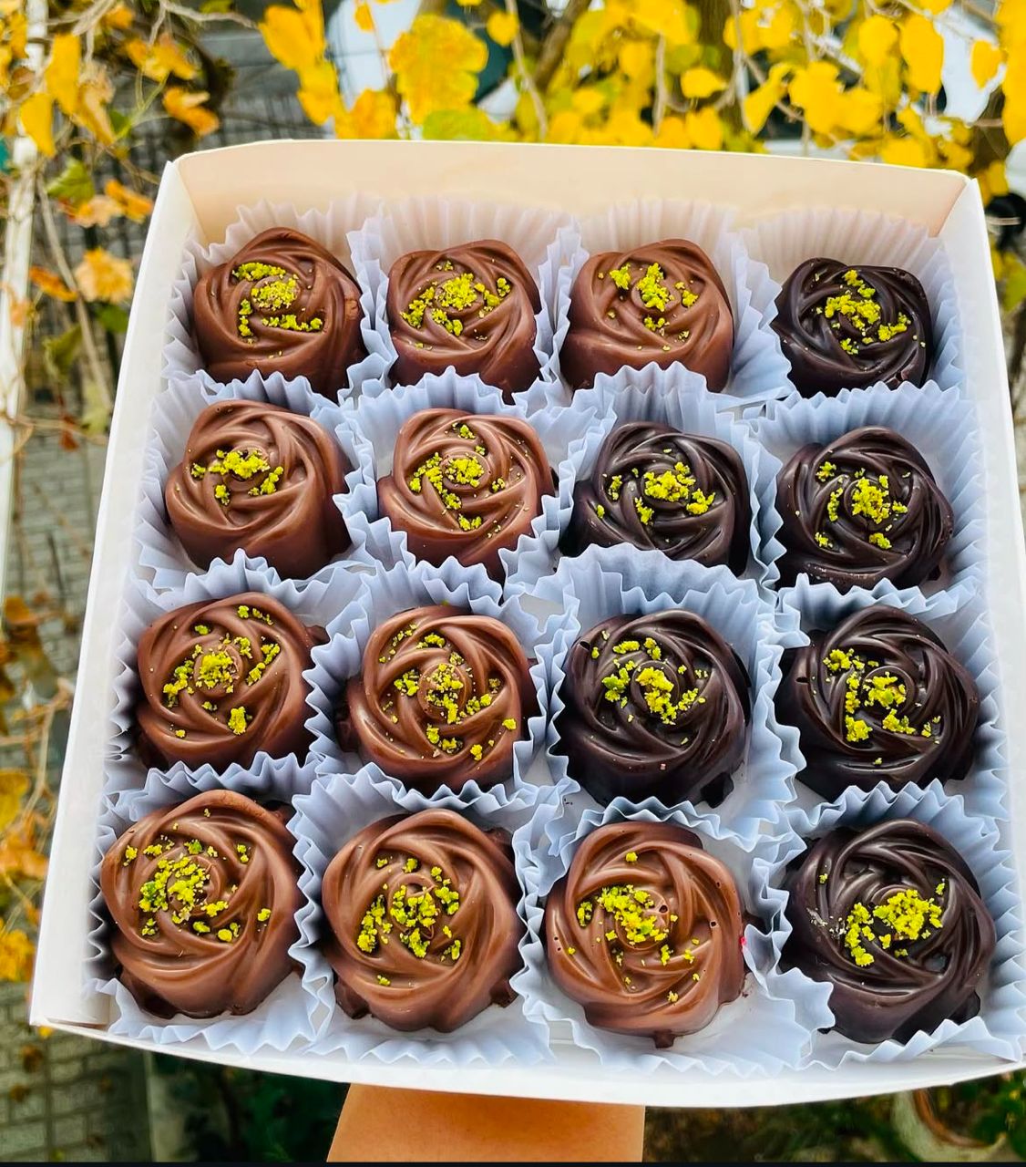 موچی و شکلات دبی