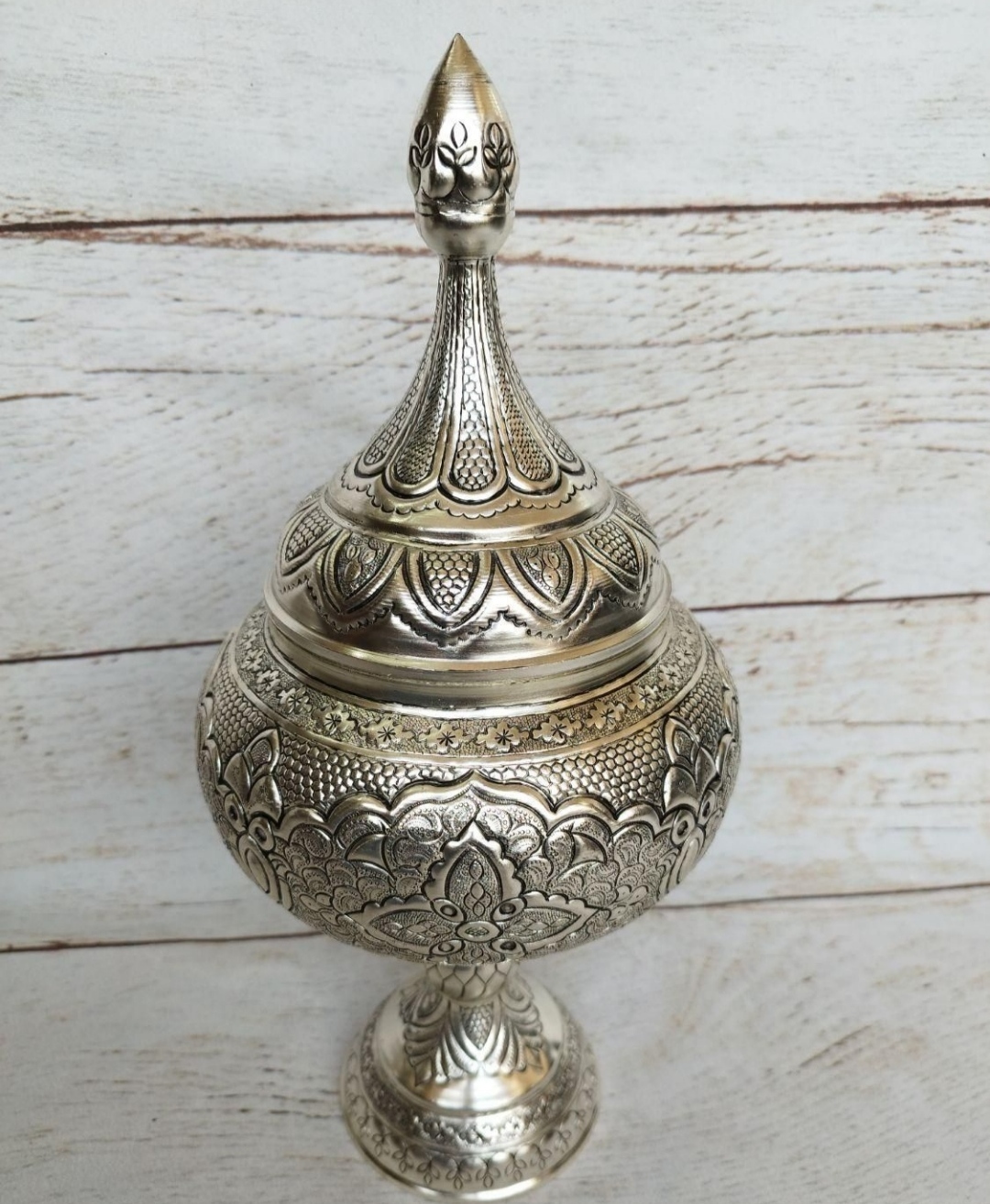 شکلات خوری قلمزنی اصفهان