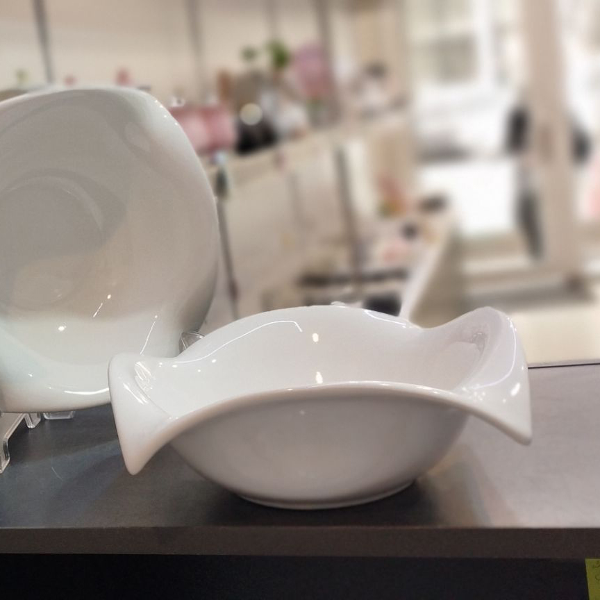 کاسه سالاد خوری