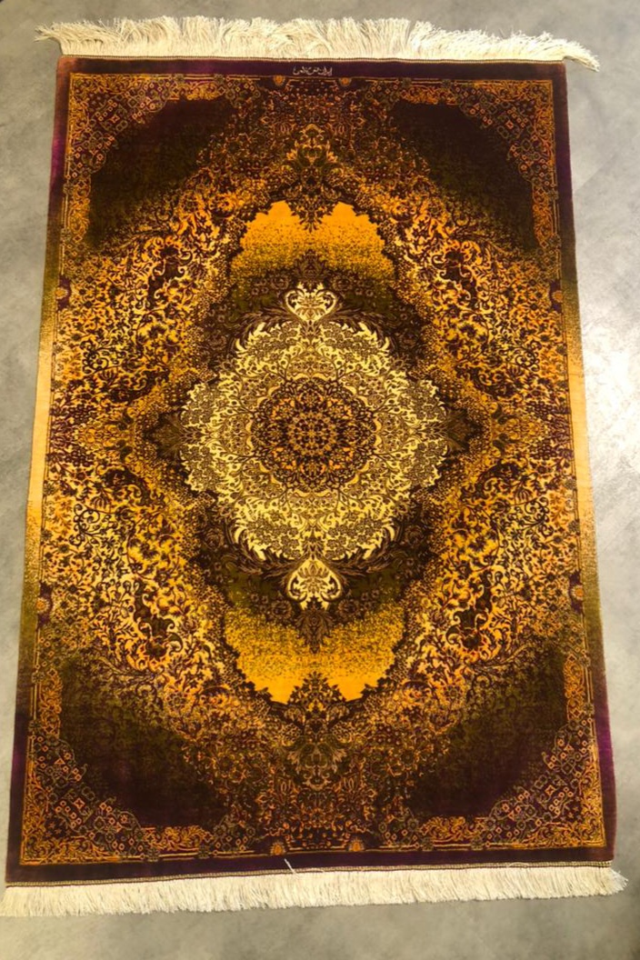 فرش تمام ابریشم 