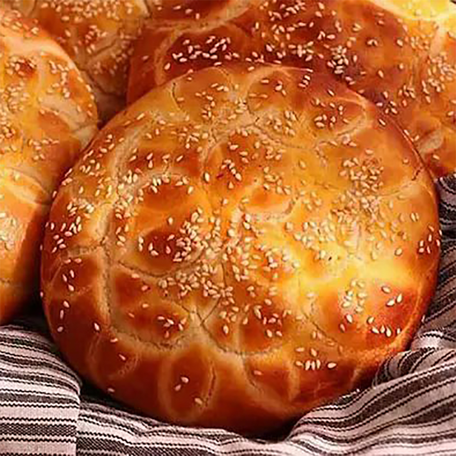 خشکبار  + شیرمال سنتی درجه یک 1