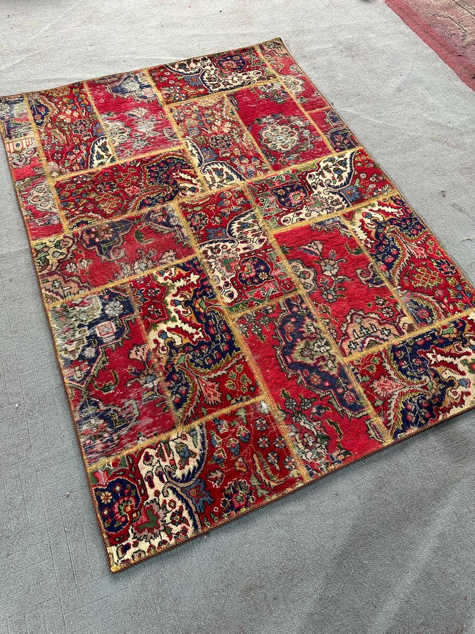 فرش دستباف ترکیبی