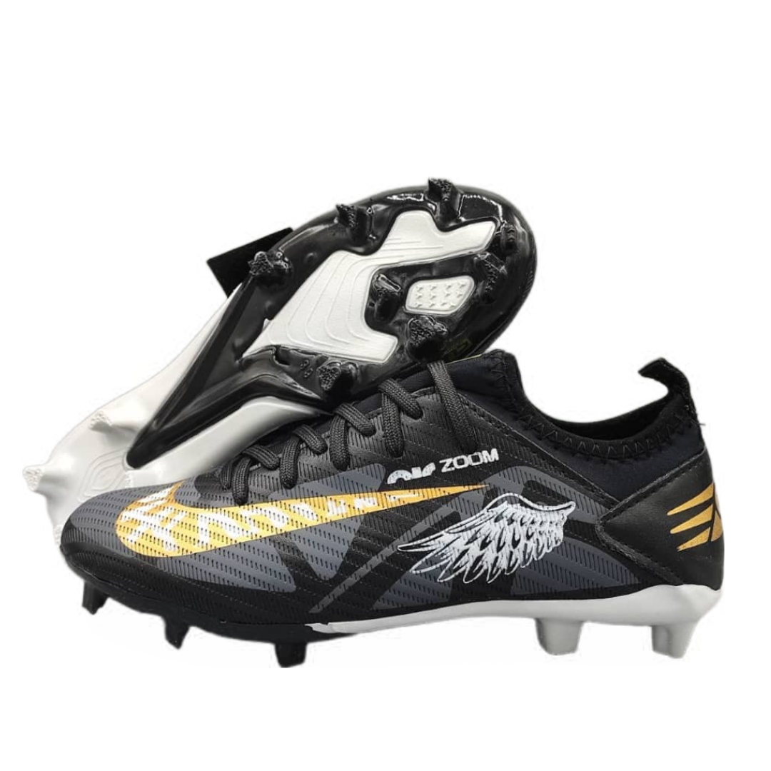 Football sohes