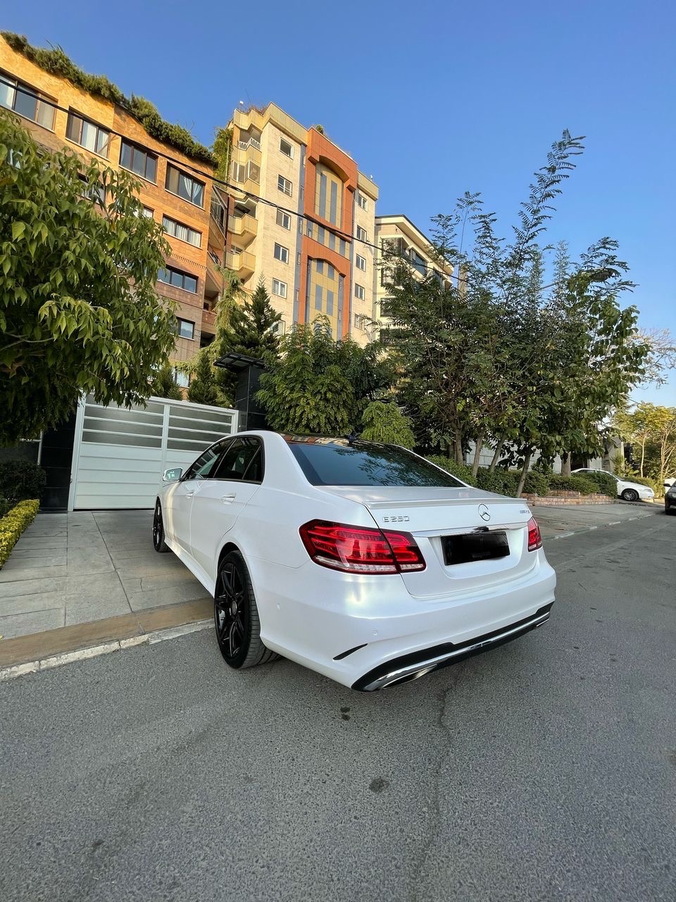 اجاره خودرو بنزe250