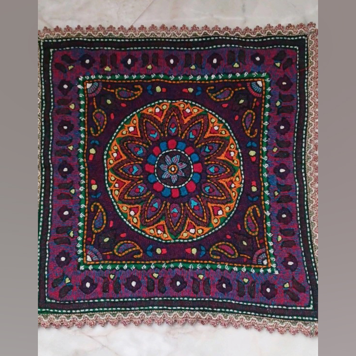 گلدوزی