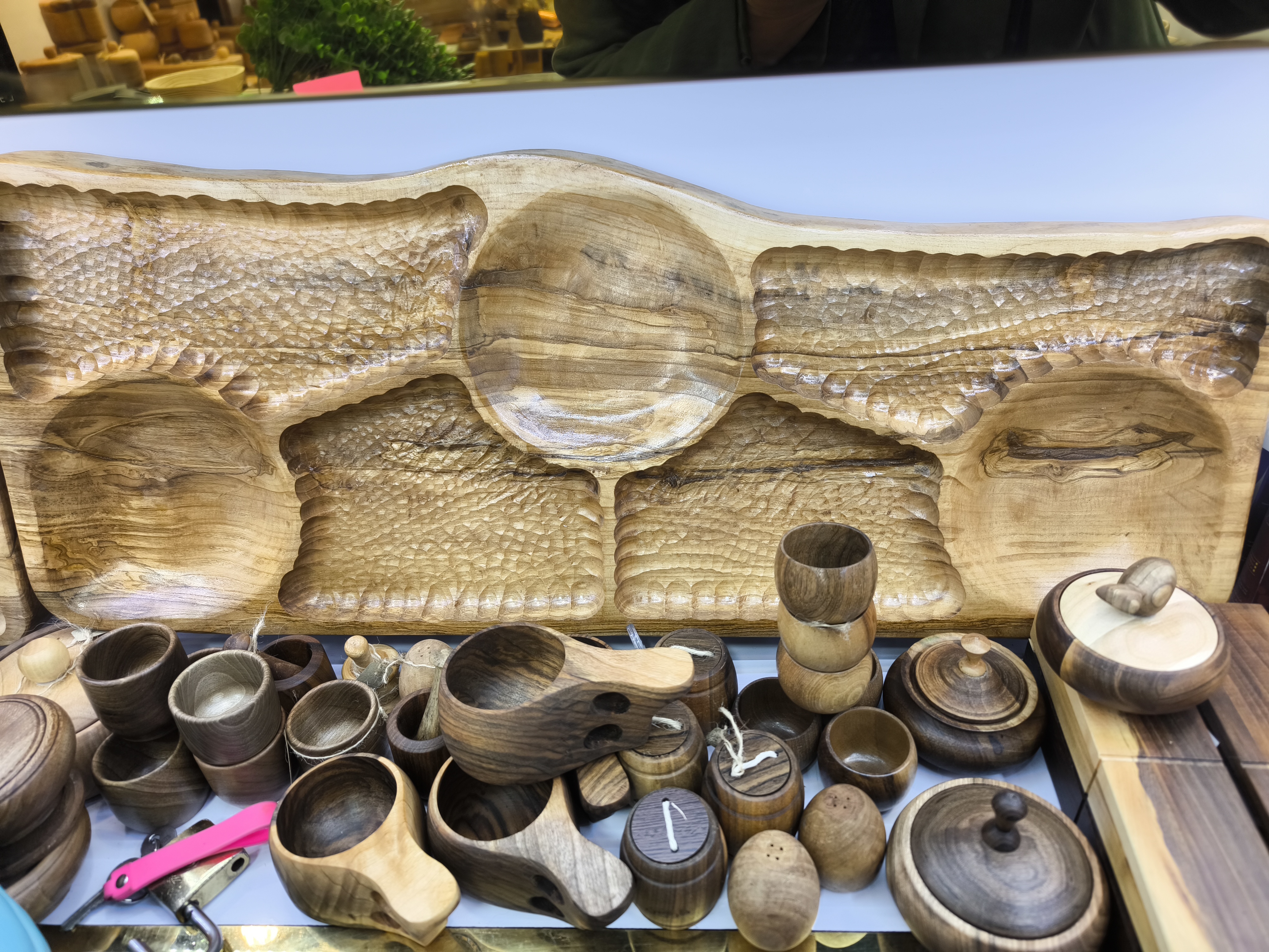 مزه خوری چوبی 