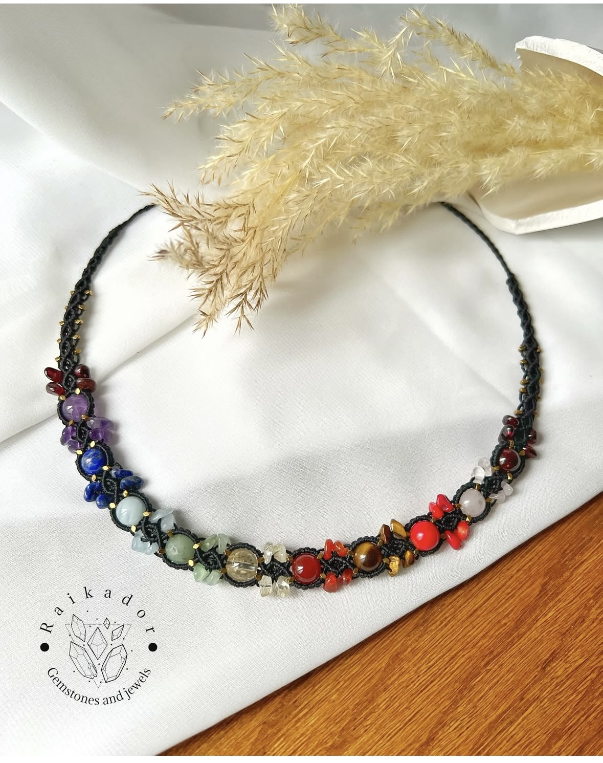 گردنبند سنگی دست ساز