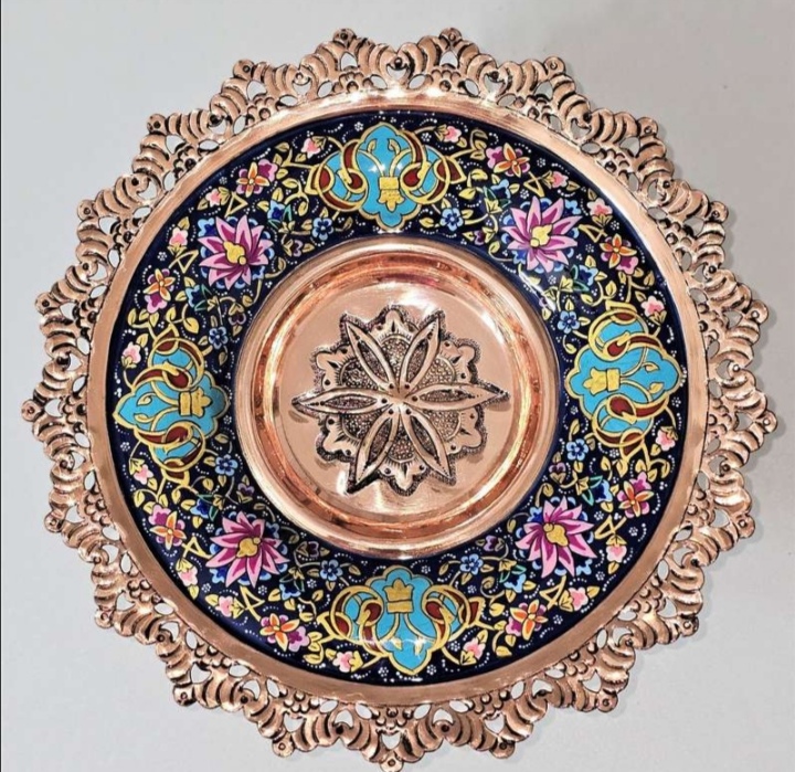شیرینی خوری 