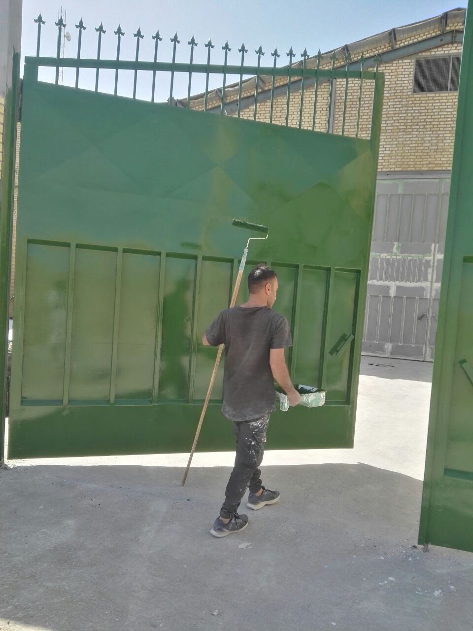 نقاشی ساختمان(نقاش ساختمانی)