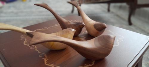 مجسمه چوبی