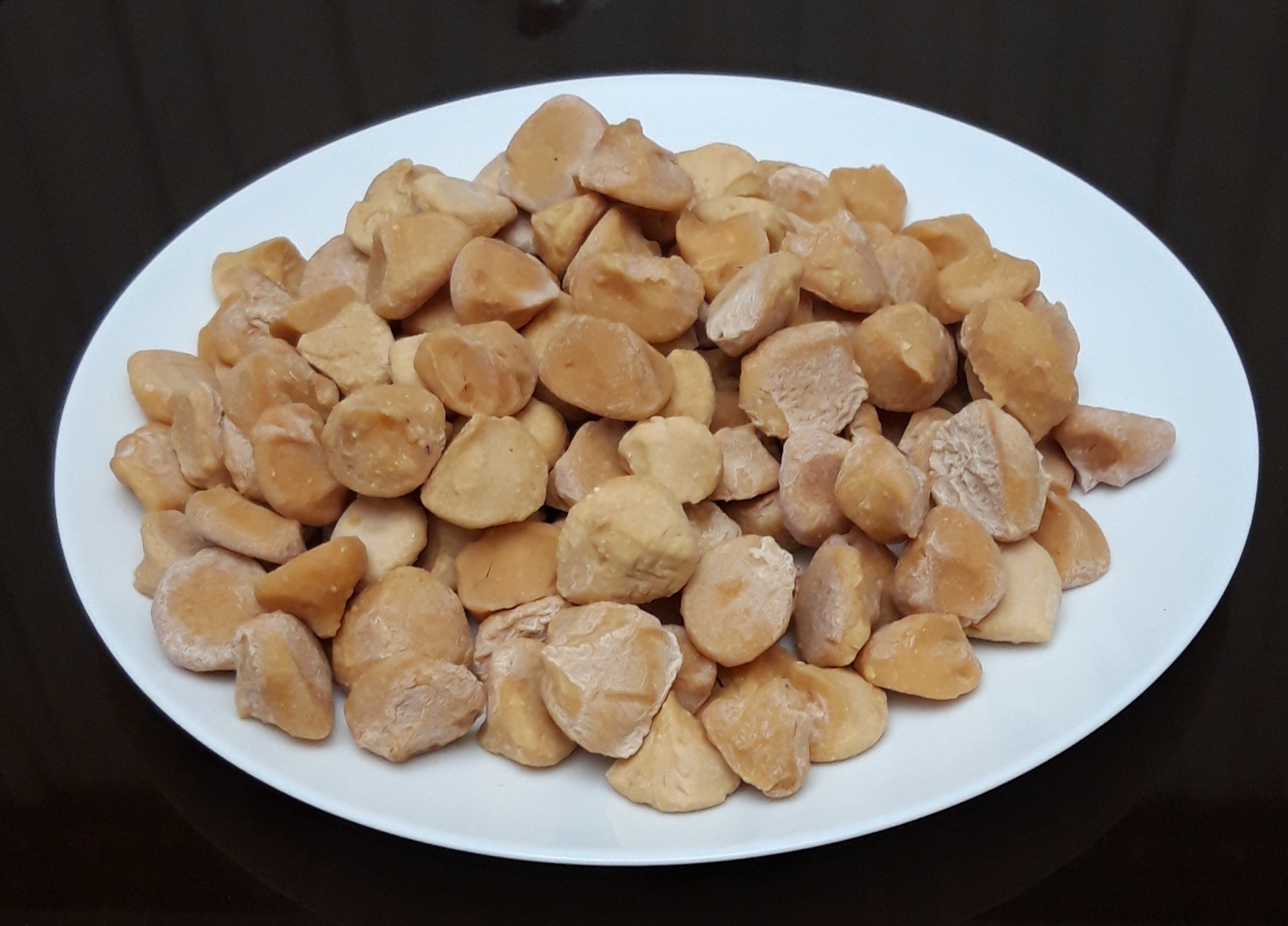 زرشک، کشمش، کشک ، زعفران