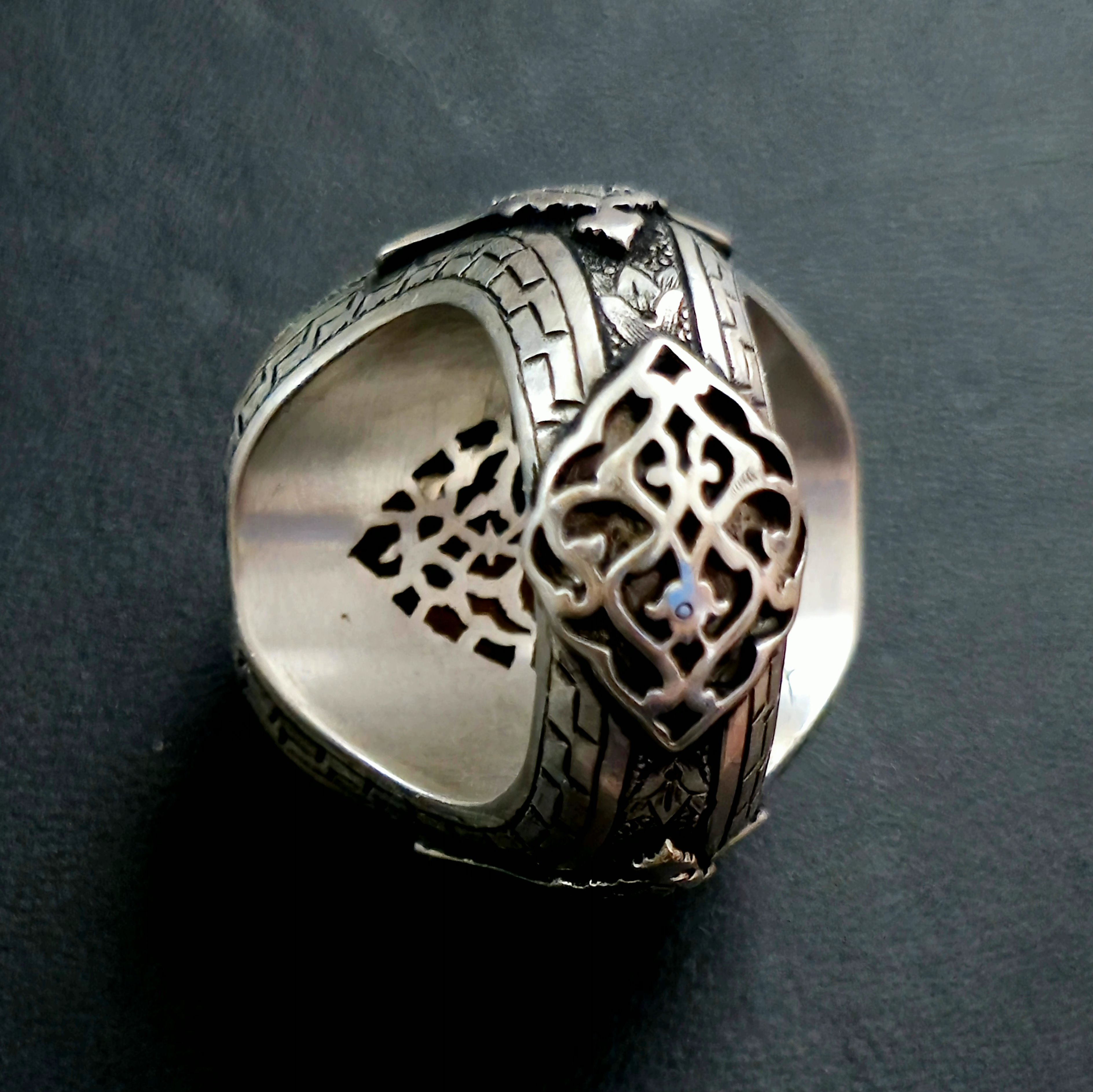 انگشتر نفیس قلمکاری