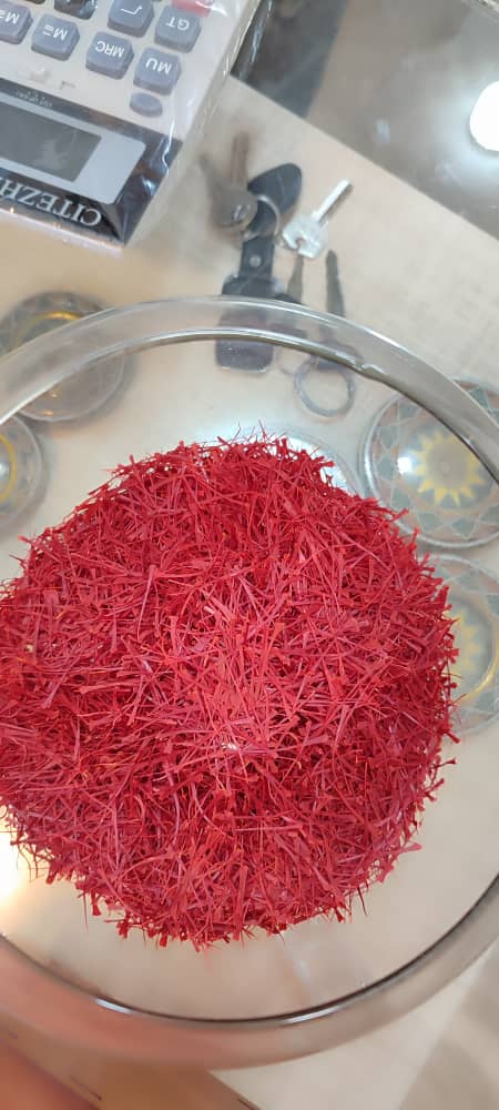 زعفران نگین کشاورز 