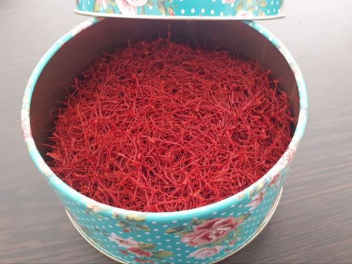 زعفران سوپر نگین اعلای قائنات ایرانی