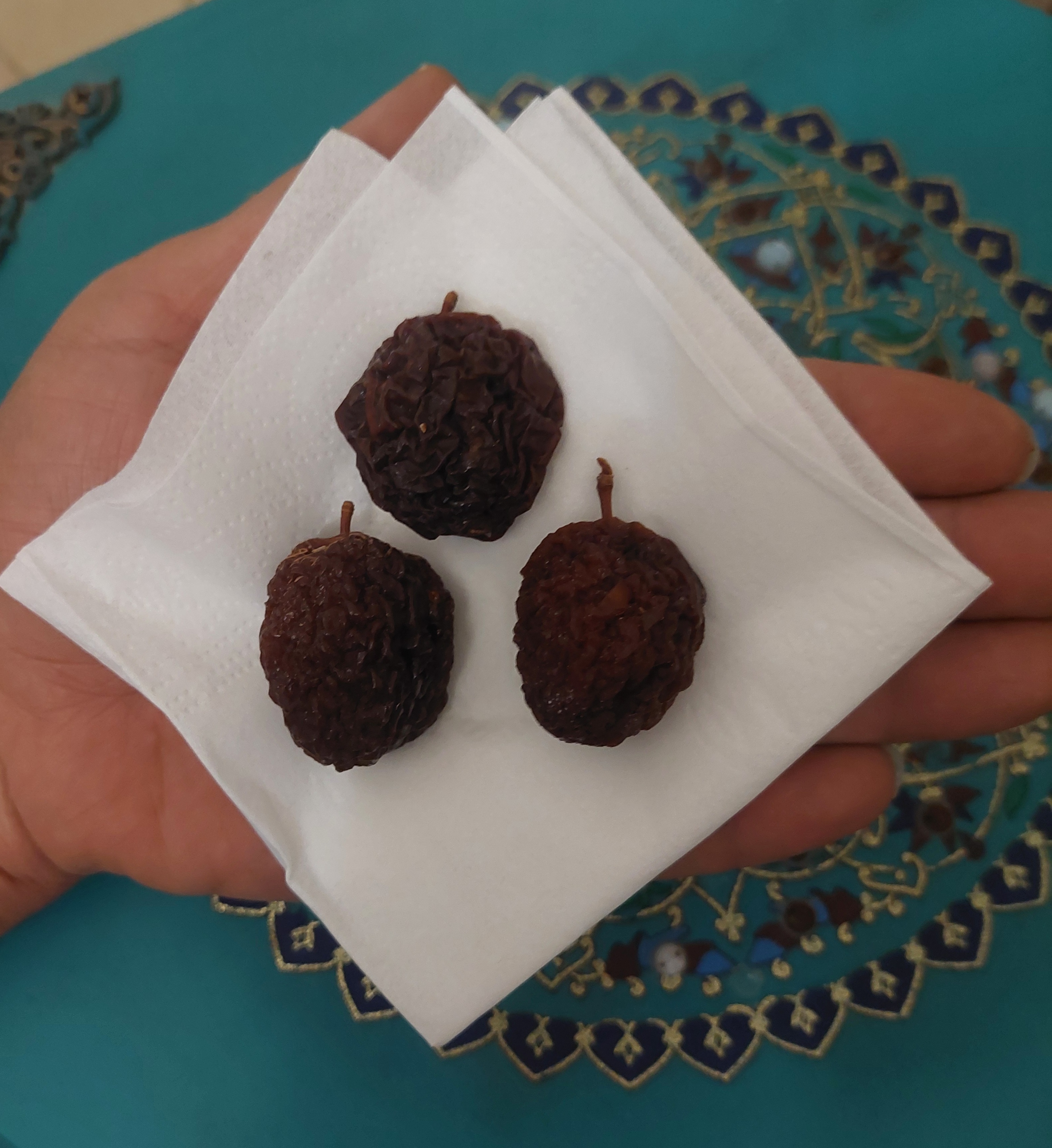 آلوخشک برقان 