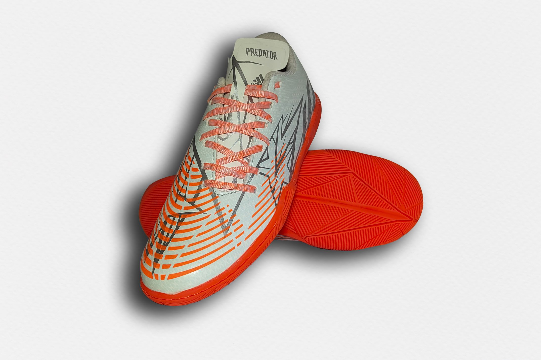 کفش ورزشی یوز تبریز