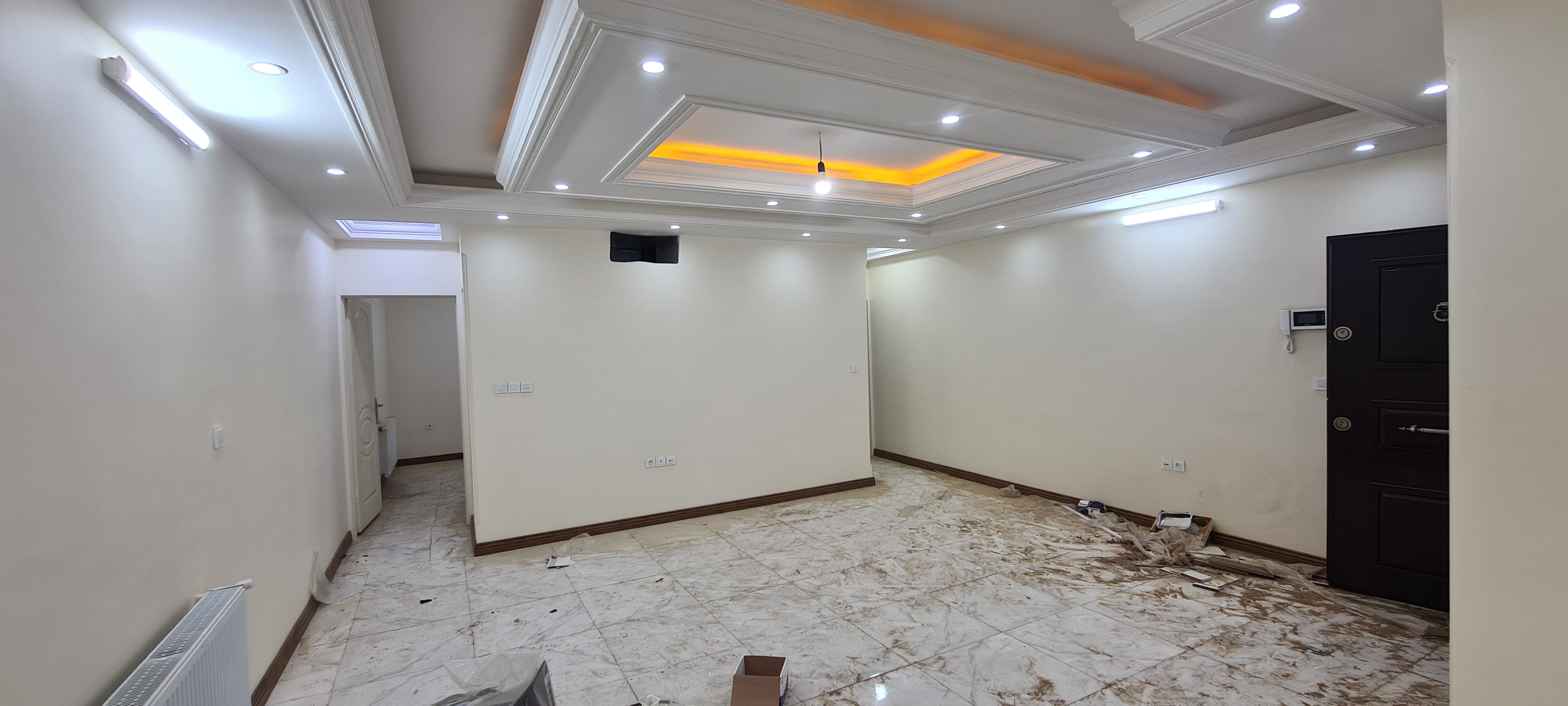 ساختمان تجاری مسکونی