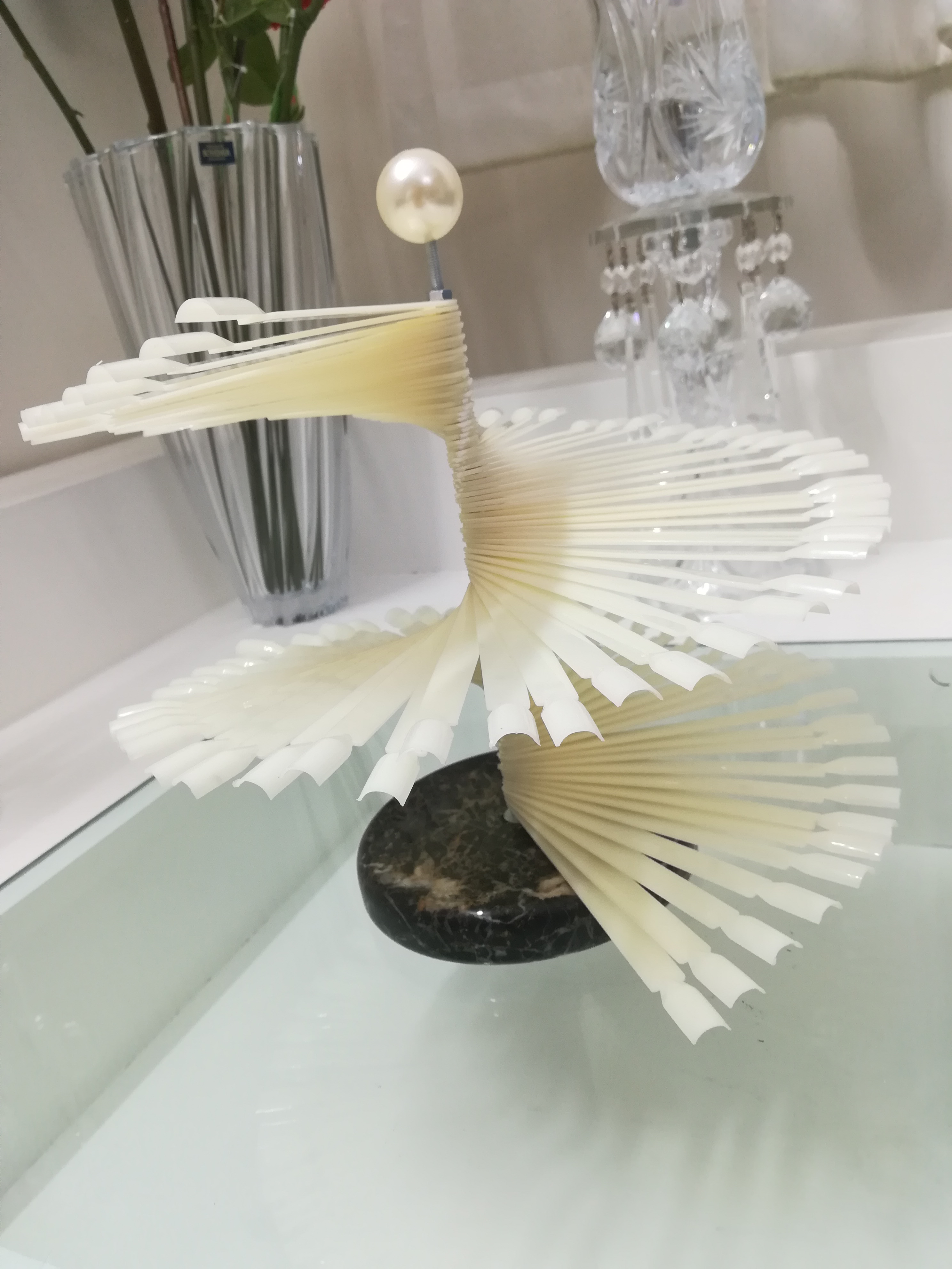 تولیدکننده محصولات آرایشی (لاین ناخن) 