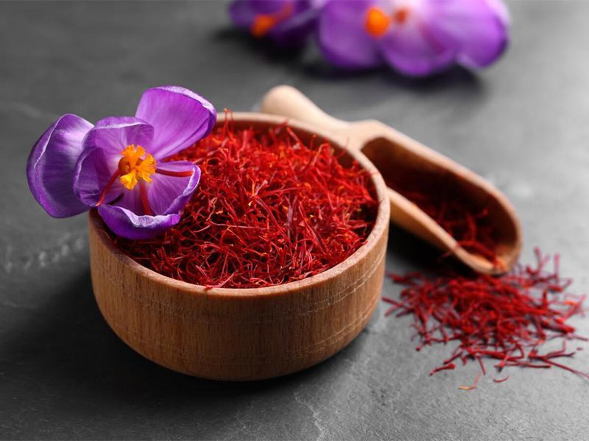 مواد غذایی زرشک و زعفران