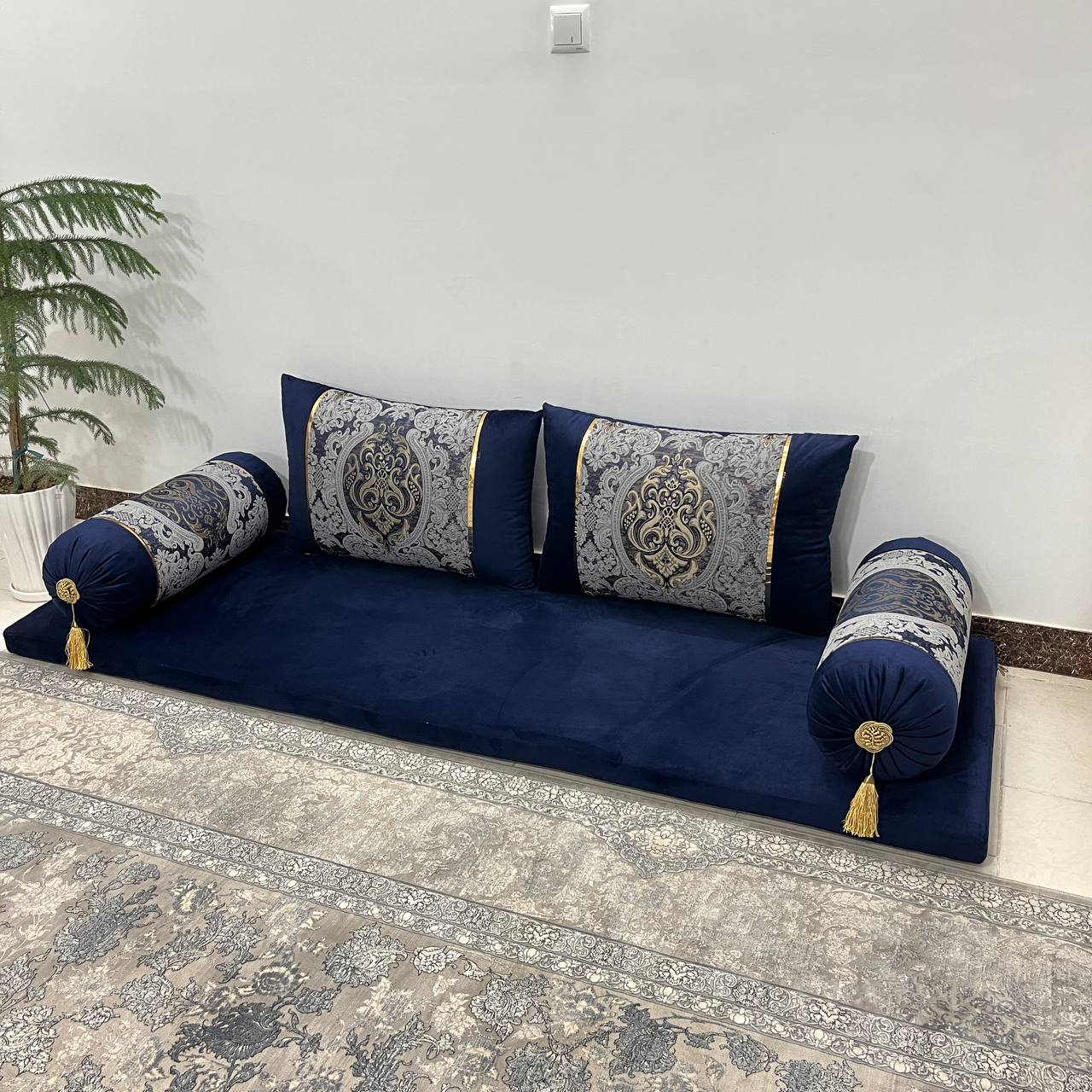 تشکچه و شاهنشین و شیخ نشین