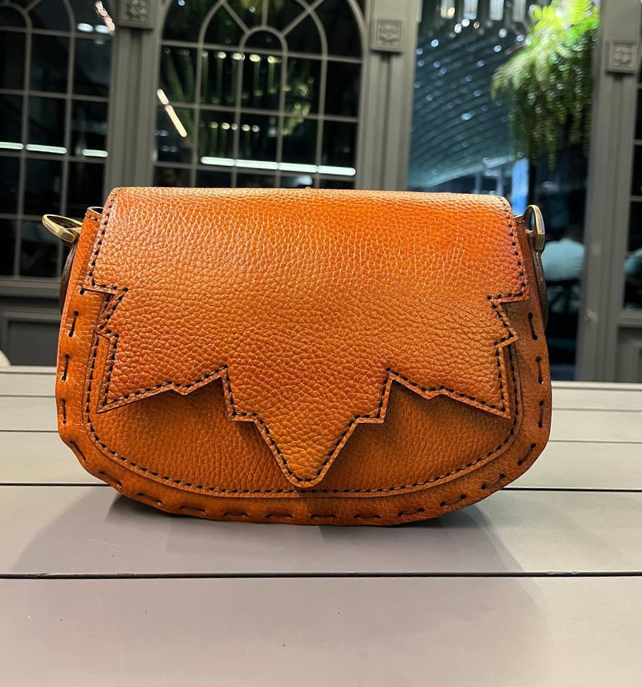 کیف چرم طبیعی دست دوز