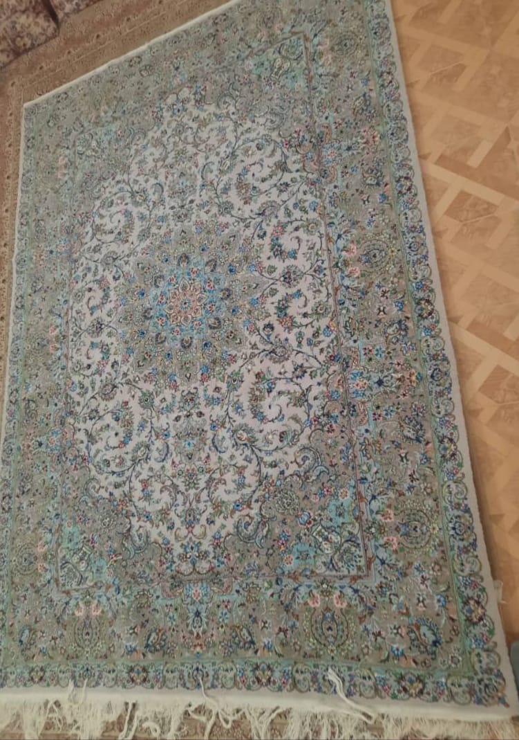 فرش دست بافت کاشان 