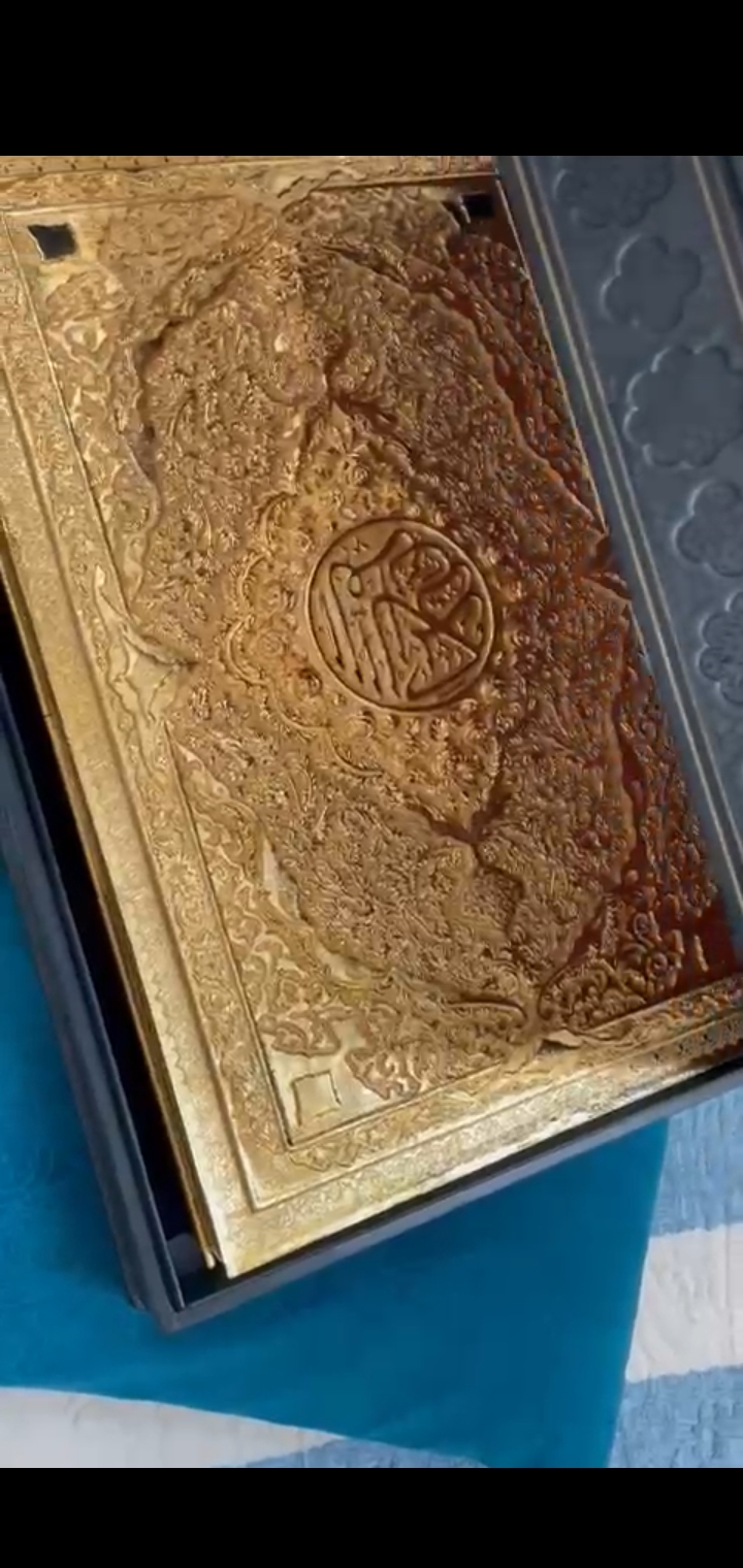 فروش قرآن طلا اسلامی حکاکی با دست