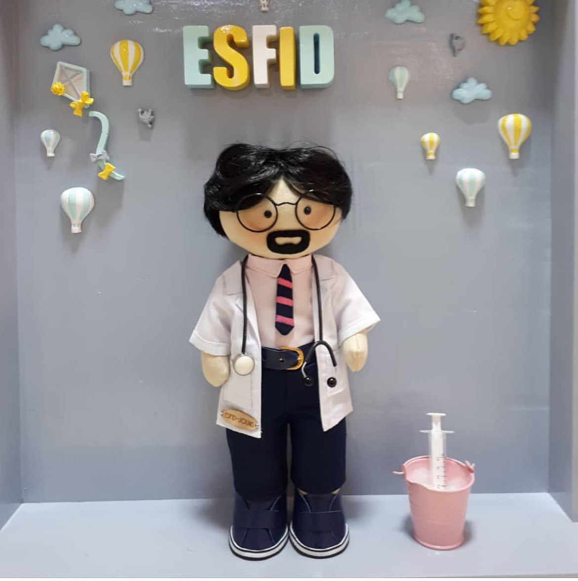 عروسک دست ساز پزشک و پرستار