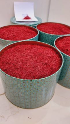 زعفران سوپر نگین اعلای قائنات ایرانی