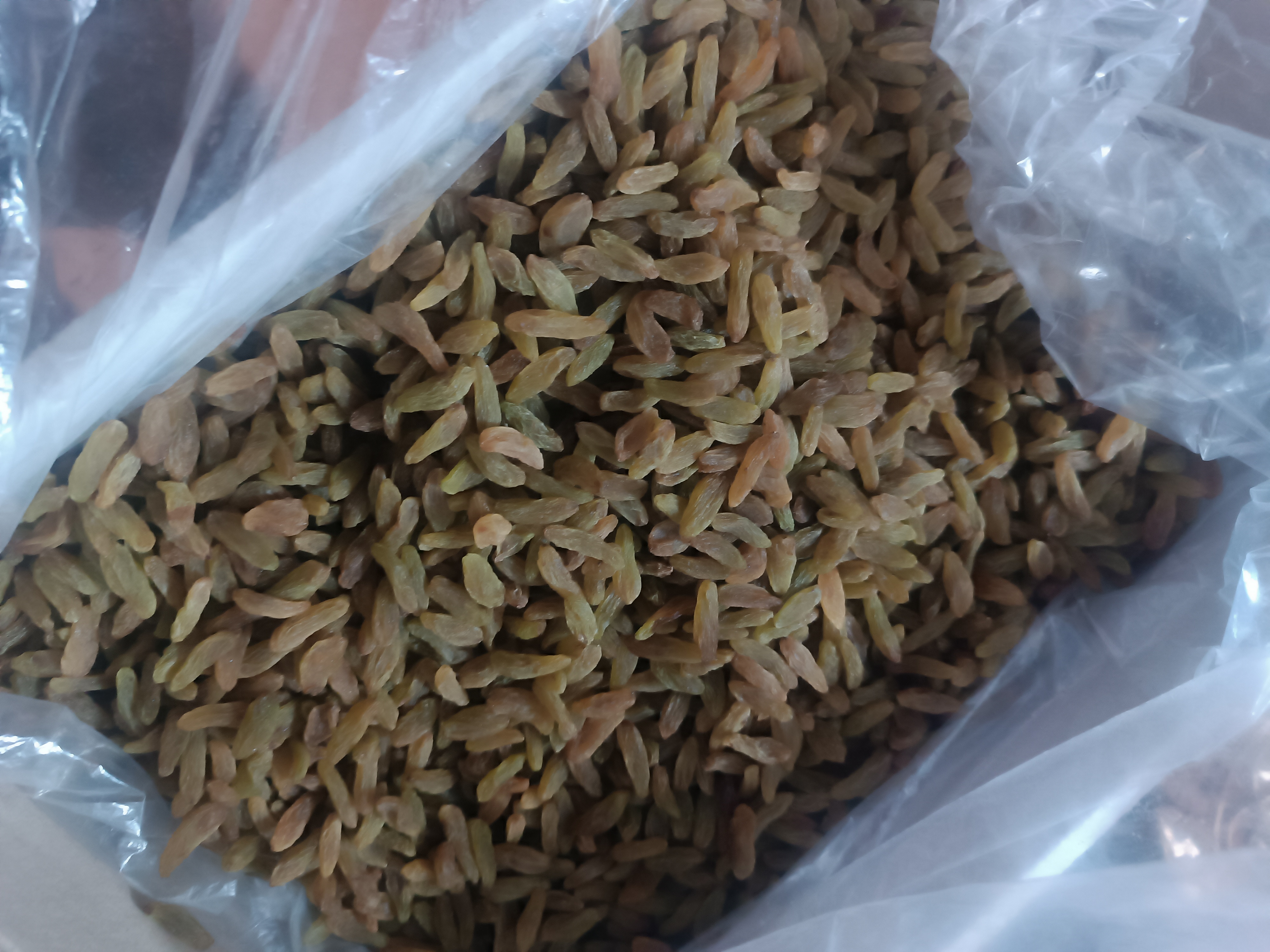   کشمش سبز قلمی وآفتابی