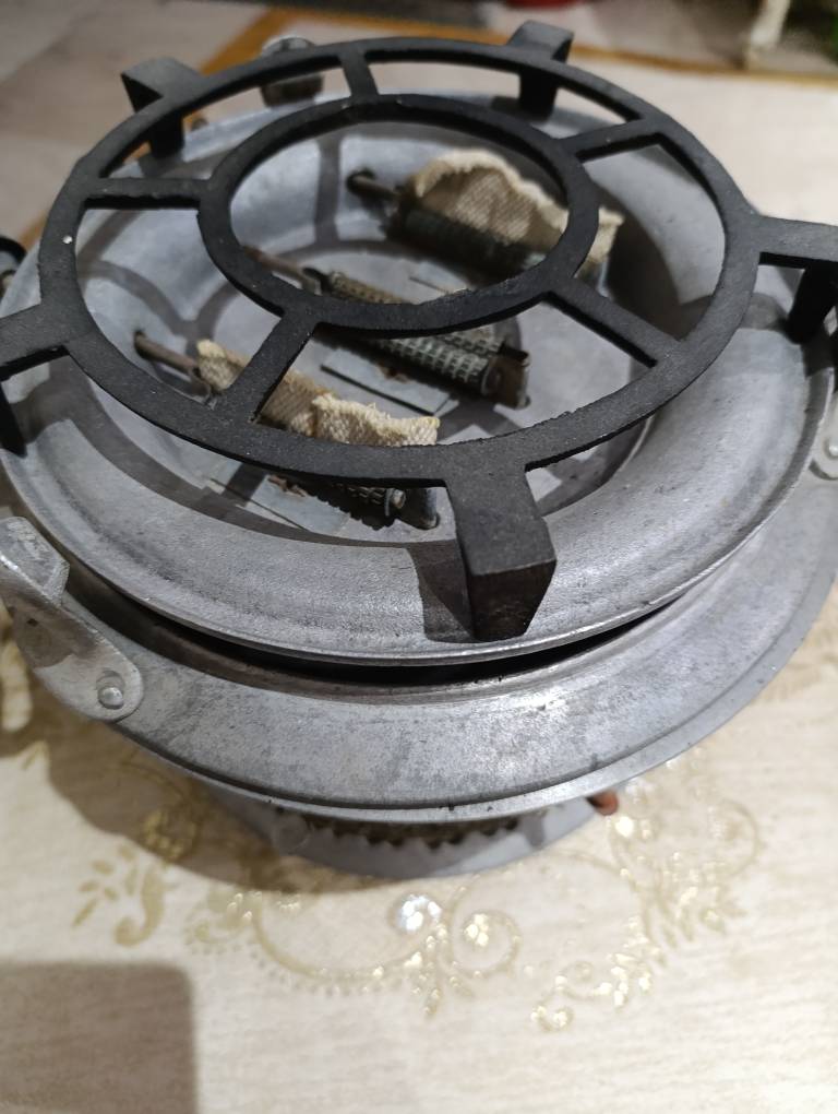 چراغ قدیمی سه فیتیله